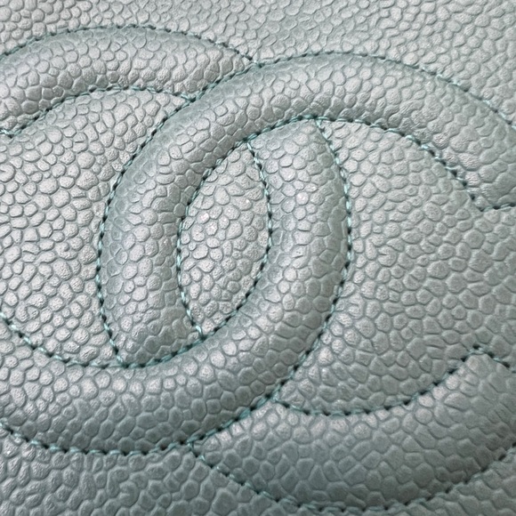 Auth Chanel CC Logo MEDIUM Turquoise Blue Caviar Agenda Cover w/Gold Hdw - Picture 4 of 16